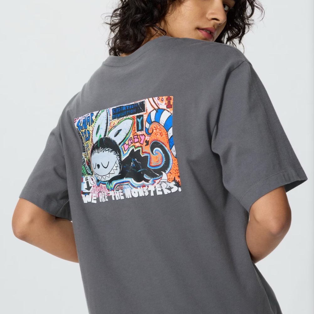 POP MART The Monsters Graphic T-Shirt size Large